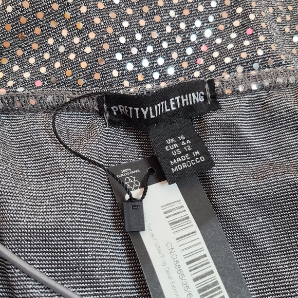 PrettyLittleThing Extreme Plunge Silver Sequin Party Dress Size 12 - Picture 6 of 9